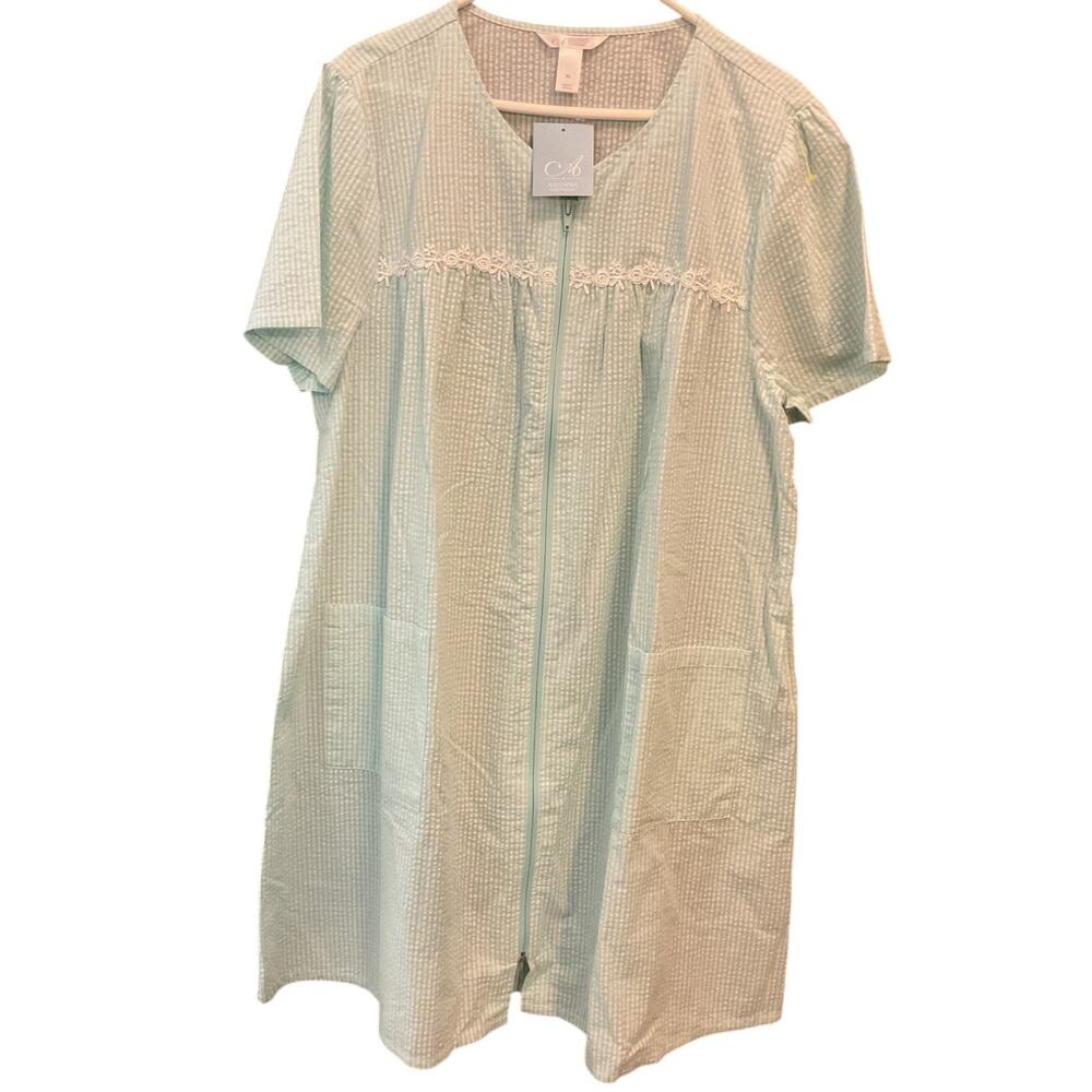 NWT Adonna Womens XL House Dress Green Plaid Seersucker Zip Front Robe Gown